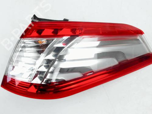 Used Right taillight Right taillight 38943068 38943068