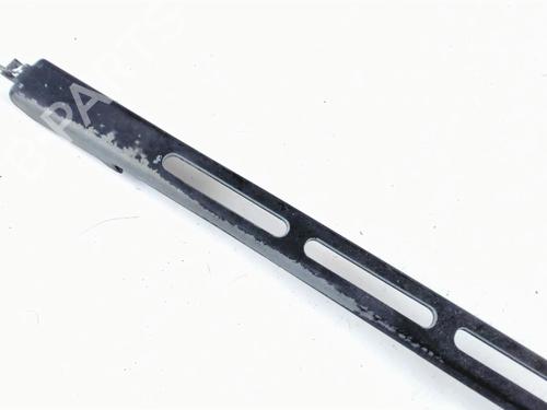 Used Front windshield wiper arm PEUGEOT 307 Break (3E) 1.6 HDi 110 (109 hp) 20451106