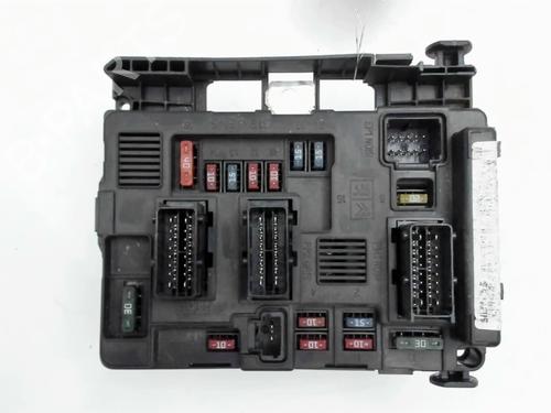 Used Fuse box Fuse box PEUGEOT 206 Hatchback (2A/C) 1.4 HDi eco 70 (68 hp) 20439602 20439602