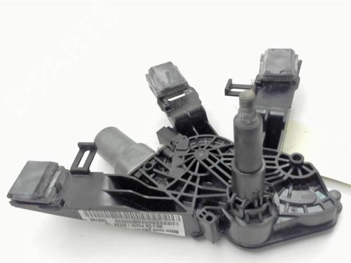 Used Rear wiper motor PEUGEOT 308 SW II (LC_, LJ_, LR_, LX_, L4_) 1.6 BlueHDi 120 (120 hp) 20406656
