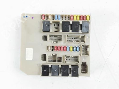 Used Fuse box RENAULT MODUS / GRAND MODUS (F/JP0_) 1.5 dCi (FP0D, JP0D) (82 hp) 32138810