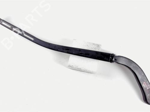 Used Front windshield wiper arm BMW 3 Coupe (E92) 320 d (163 hp) 20451754