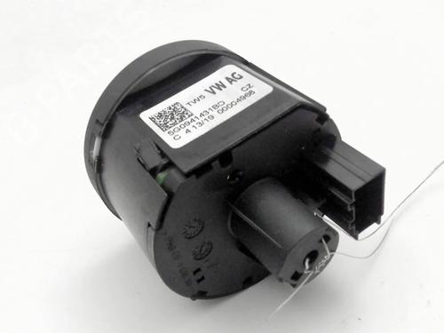 Headlight switch VW GOLF SPORTSVAN VII (AM1, AN1) 1.5 TSI | BP26666724I24 