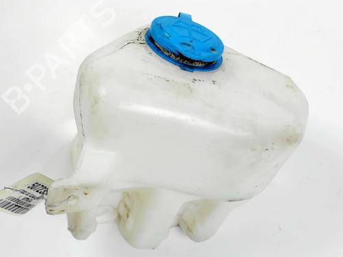Used Windscreen washer tank SUZUKI VITARA (ET, TA, TD) 2.0 TD All-wheel Drive (SV420D) (71 hp) 20447327