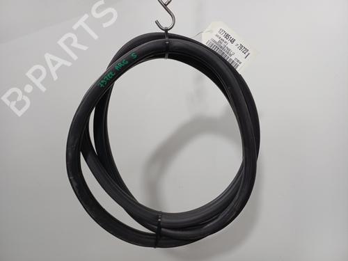 Gummiliste Gummiliste BMW 1 (F20) 116 d (116 hp) 36526029 36526029