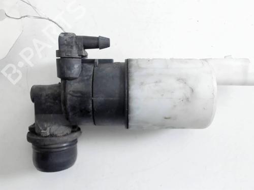 Used Washer pump RENAULT MEGANE II Coupé-Cabriolet (EM0/1_) 1.6 (113 hp) 31074591