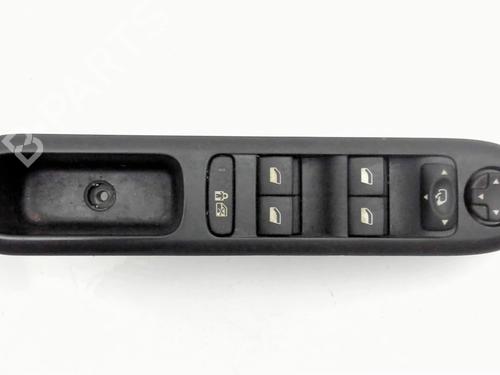 Used Left front window switch PEUGEOT 3008 I MPV (0U_) 1.6 HDi (114 hp) 29513898