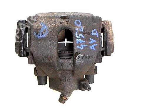 Used Right front brake caliper TOYOTA AVENSIS Liftback (_T22_) 2.0 D-4D (CDT220_, CDT220R) (110 hp) 20449669