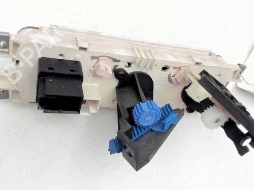 AC-Styringsenhed/Manøvreenhed AC-Styringsenhed/Manøvreenhed FORD TRANSIT Bus (FD_ _, FB_ _, FS_ _, FZ_ _, FC_ _) [2000-2006] 33894849 33894849