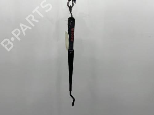 Used Front windshield wiper arm Front windshield wiper arm 21238655 21238655