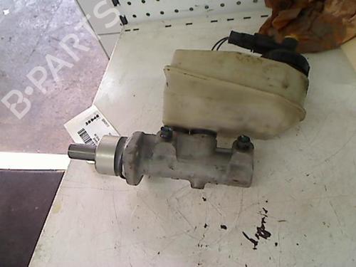 Used Brake master cylinder RENAULT MEGANE Scenic (JA0/1_) 1.6 16V (JA0B, JA04, JA11, JA00) (107 hp) 20435514
