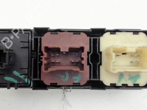 Used Left front window switch Left front window switch 39575907 39575907