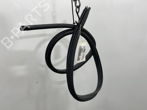 Used Rubber door seal CHEVROLET MATIZ (M200, M250) 0.8 (52 hp) 28591094