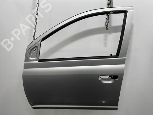 Dør venstre foran TOYOTA YARIS (_P1_) 1.4 D-4D (NLP10_, NLP10R) (75 hp) 30603060