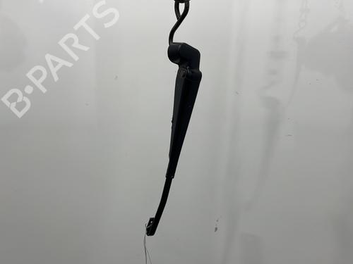 Used Rear windshield wiper arm VOLVO V70 I (875, 876) 2.5 TDI (140 hp) 22924938
