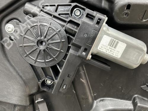 Used Front right window mechanism Front right window mechanism VOLVO V60 I (155) D5 AWD (215 hp) 26965014 26965014