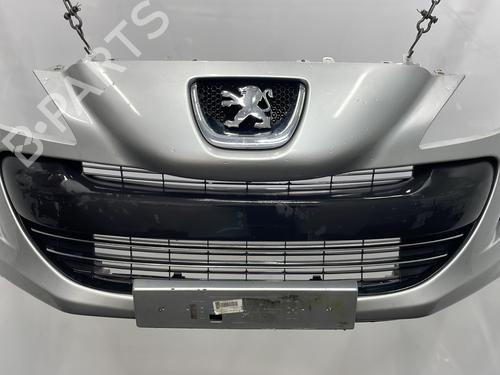 Used Front bumper PEUGEOT 308 I (4A_, 4C_) 1.6 HDi (92 hp) 31602635