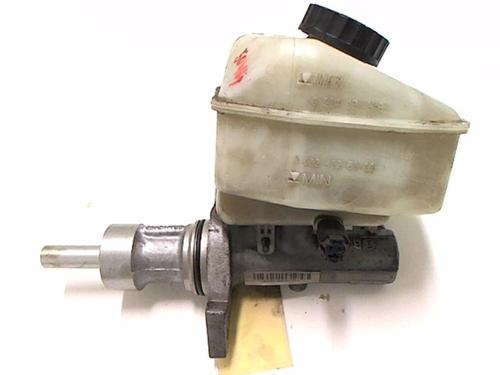 Used Brake master cylinder MERCEDES-BENZ SPRINTER 5-t Van (B906) 513 CDI (906.653, 906.655, 906.657) (129 hp) 20416113