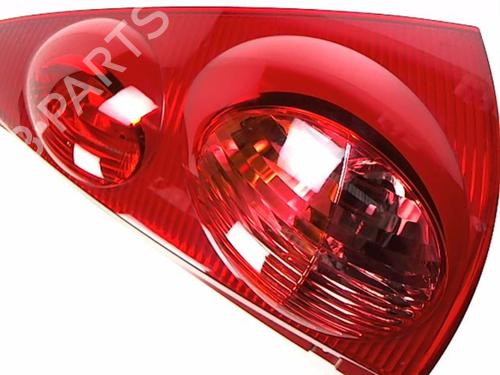Right taillight PEUGEOT 107 (PM_, PN_) 1.0 | BP20415430C35 
