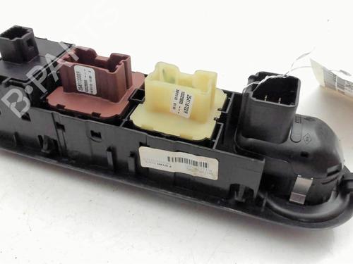 Used Left front window switch Left front window switch RENAULT CLIO IV (BH_) 1.5 dCi 90 (90 hp) 39760112 39760112