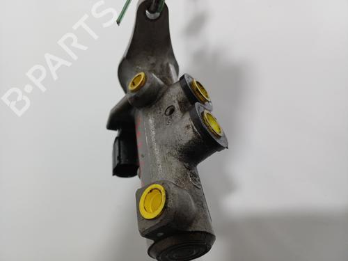 Used Brake master cylinder Brake master cylinder VW POLO V (6R1, 6C1) 1.2 (60 hp) 34104633 34104633
