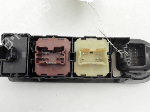 Used Left front window switch Left front window switch 36900525 36900525