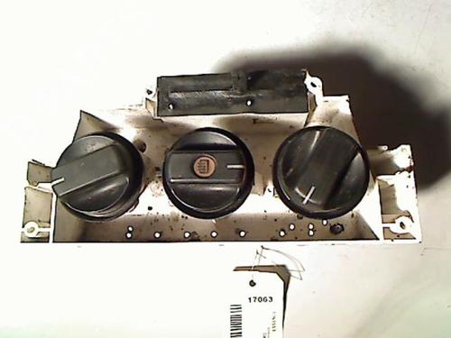 Commande Chauffage OPEL AGILA A (H00) 1.0 12V (F68) (58 hp) 20432932