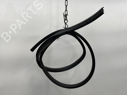 Used Rubber door seal DACIA DUSTER (HS_) 1.5 dCi (86 hp) 23780148