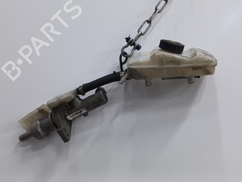 Used Brake master cylinder MERCEDES-BENZ VITO / MIXTO Van (W639) 111 CDI (639.601, 639.603) (116 hp) 20401231