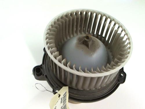 Used Heater blower motor Heater blower motor ISUZU ELF Platform/Chassis (NKR8_, NKQ8_) 3.0 Di (131 hp) 21236016 21236016