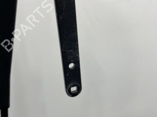 front-windshield-wiper-arm-mercedes-benz-slc-r172-2016-25210074 main image