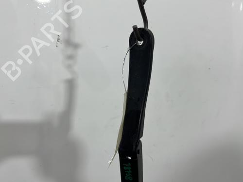front-windshield-wiper-arm-ford-fiesta-vii-hj-hf-2017-33001885 main image