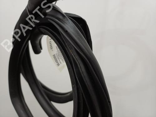 Gummiliste Gummiliste MAZDA 6 Hatchback (GG) 2.0 DI (GG14) (121 hp) 22103627 22103627