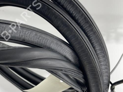 rubber-door-seal-audi-q5-8rb-2008-2009-2010-2011-2012-2013-2014-2015-2016-2017-2018-2019-30941398 main image