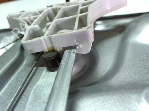 Used Rear left window mechanism Rear left window mechanism KIA VENGA (YN) 1.4 CRDi 75 (75 hp) 20452404 20452404