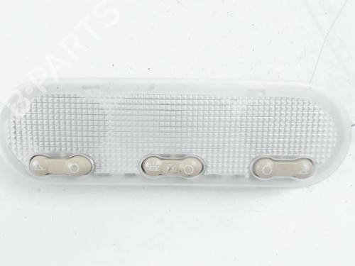Luz interior NISSAN NOTE (E11, NE11) 1.4 (88 hp) 31355277
