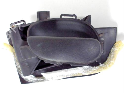 Used Front left interior door handle Front left interior door handle PEUGEOT 206 Hatchback (2A/C) 1.4 HDi eco 70 (68 hp) 20466110 20466110