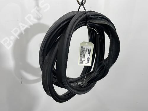 rubber-door-seal-audi-a3-sportback-8va-8vf-2012-2013-2014-2015-2016-2017-2018-2019-2020-2021-30329502 main image