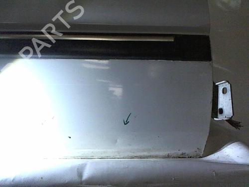 Used Right front door Right front door 21203563 21203563