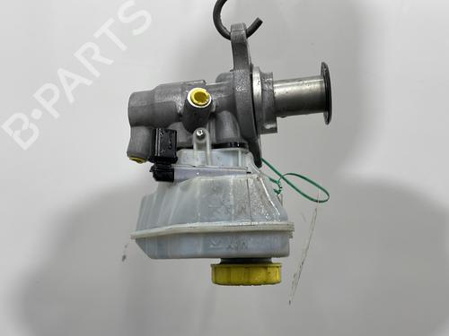 Maître-cylindre VW TOUAREG (7P5, 7P6) 3.0 V6 TDI (204 hp) 32081907