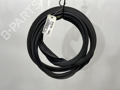 Rubber door seal VW GOLF SPORTSVAN VII (AM1, AN1) 1.5 TSI 510827705A