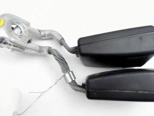 Used Seat buckle SEAT LEON (1P1) 1.6 TDI (105 hp) 21241264