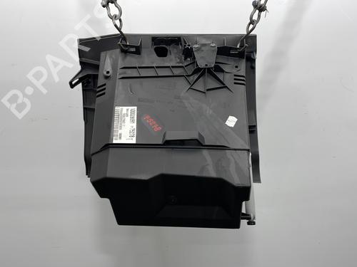 Used Glove box Glove box FORD KUGA II (DM2) 2.0 TDCi (140 hp) 23778002 23778002