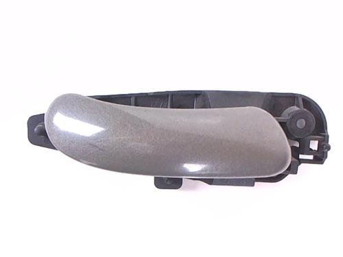 Højre bagtil invendig håndtag Højre bagtil invendig håndtag FIAT STILO Multi Wagon (192_) 1.9 JTD (115 hp) 20391681 20391681