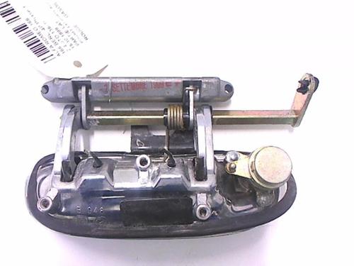 Klamka zewnętrzna drzwi przednich prawych ALFA ROMEO 166 (936_) 2.4 JTD (936A2A__) | BP20429548C129 