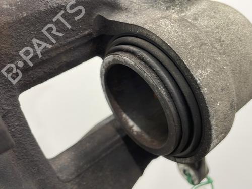 Used Right front brake caliper Right front brake caliper TOYOTA AURIS (_E18_) 1.8 Hybrid (ZWE186_, ZWE186R) (136 hp) 24130604 24130604