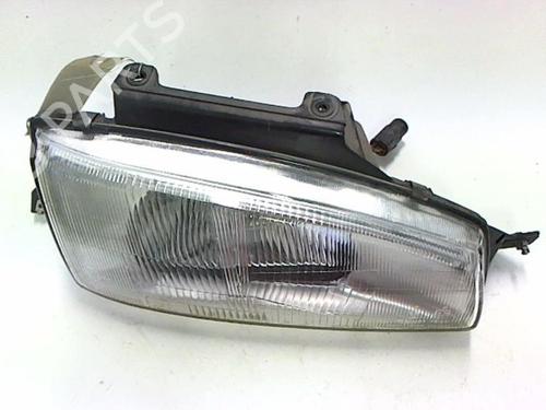 Used Right headlight Right headlight HYUNDAI LANTRA I (J-1) 1.5 i.e. (86 hp) 33438960 33438960