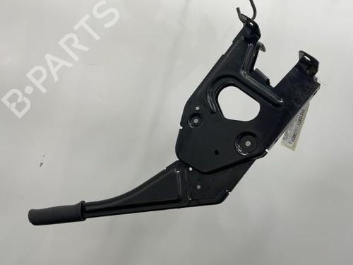 Used Hand brake Hand brake RENAULT MASTER III Van (FV) 2.3 dCi 110 FWD (FV0R, FV0W, FV1A) (110 hp) 20438635 20438635