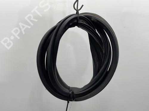Used Rubber door seal HYUNDAI i20 II (GB, IB) 1.1 CRDi (75 hp) 23233294