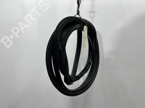 Rubber door seal VW GOLF VI (5K1) 2.0 TDI | BP29545035C142 